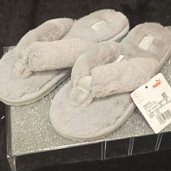 Puma Fluff Flip Slippers- Grey - Picture 7 of 9